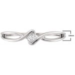 10k White Gold Princess-cut Diamond Promise Ring (1/10 cttw, I-J, I1-I2)